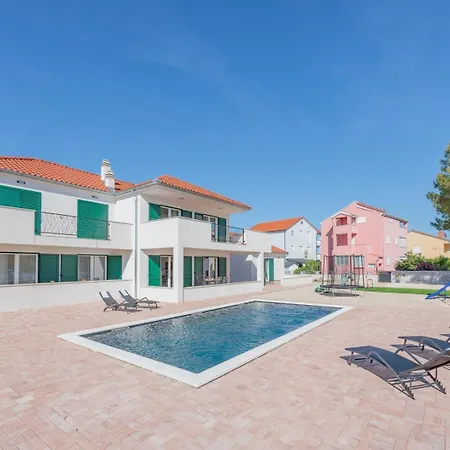 Holiday home Crowonder Lucija With Large Swimming Pool Biograd Na Moru
